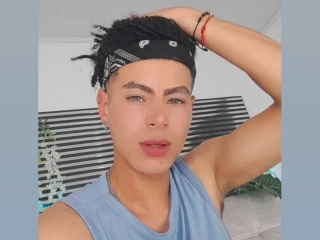 Sexo por webcam con Thiiagosaeenz