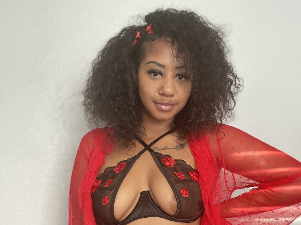 Tianafayee's profile - Image n°2