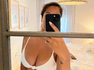 Webcam sex with Tianna9898