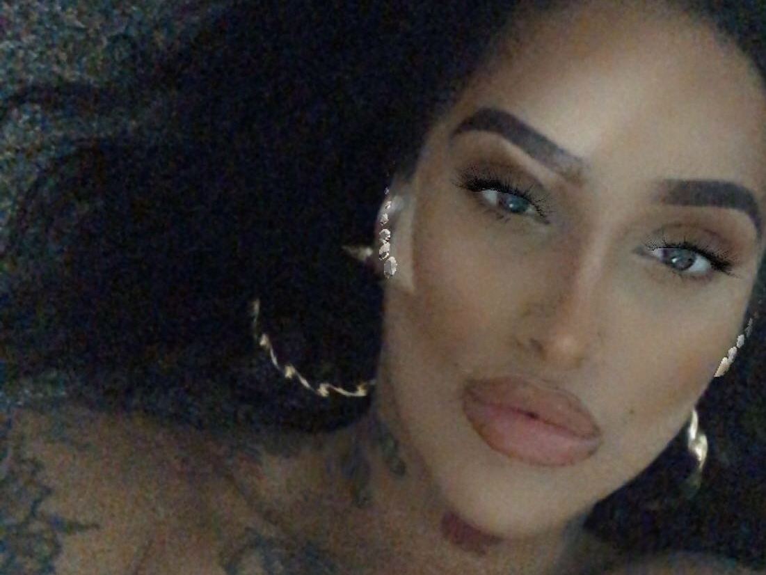 TiannaRose's profile - Image n°2
