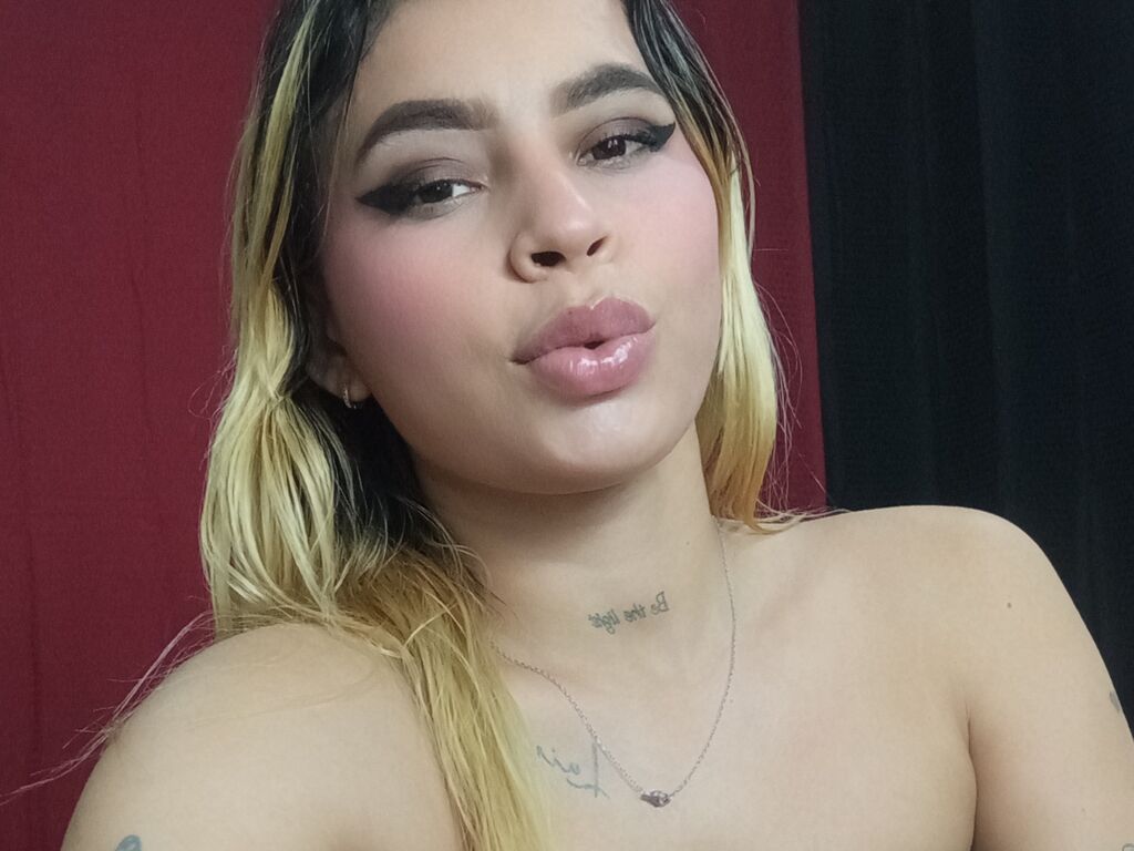 Tiaraoffman's profile - Image n°1