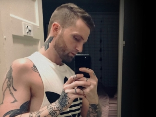 Live Sex Timmytriesagain