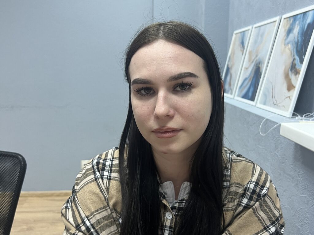 Tinahunt's profile - Image n°0