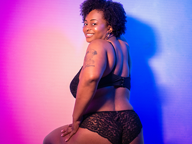 Tinaolsen's profile - Image n°20