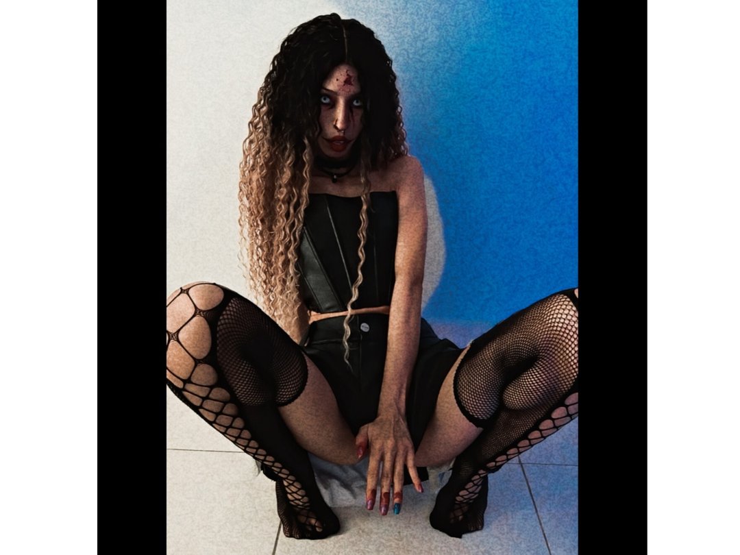 Tinaroberts19's profile - Image n°2