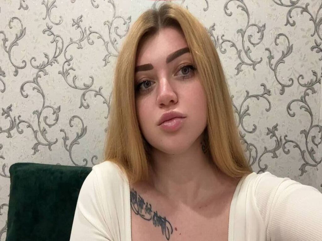 Tinasmiths's profile - Image n°0