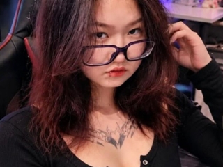 Webcam sex met Tishaoyervides