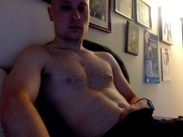 Profil de Tittyguy18 - Photo n°0