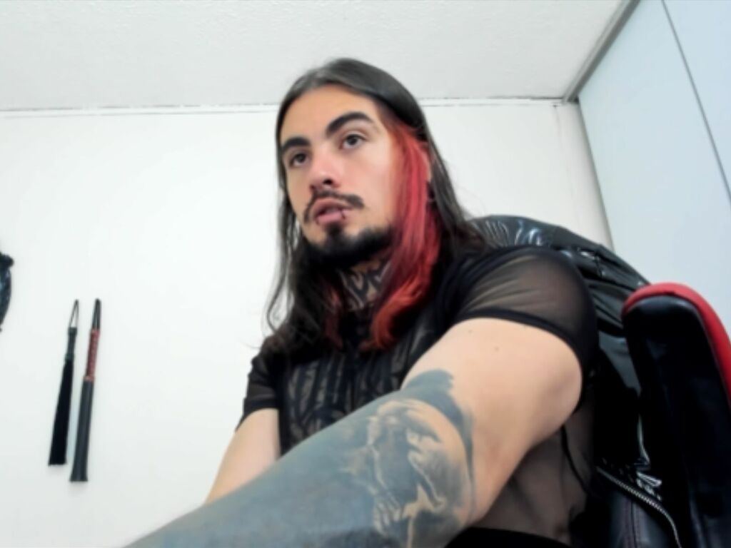 Tomelves's profile - Image n°0