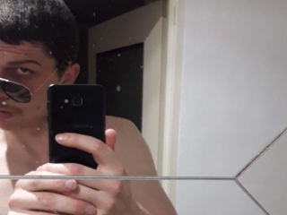 Sexo por webcam con Tomhardway