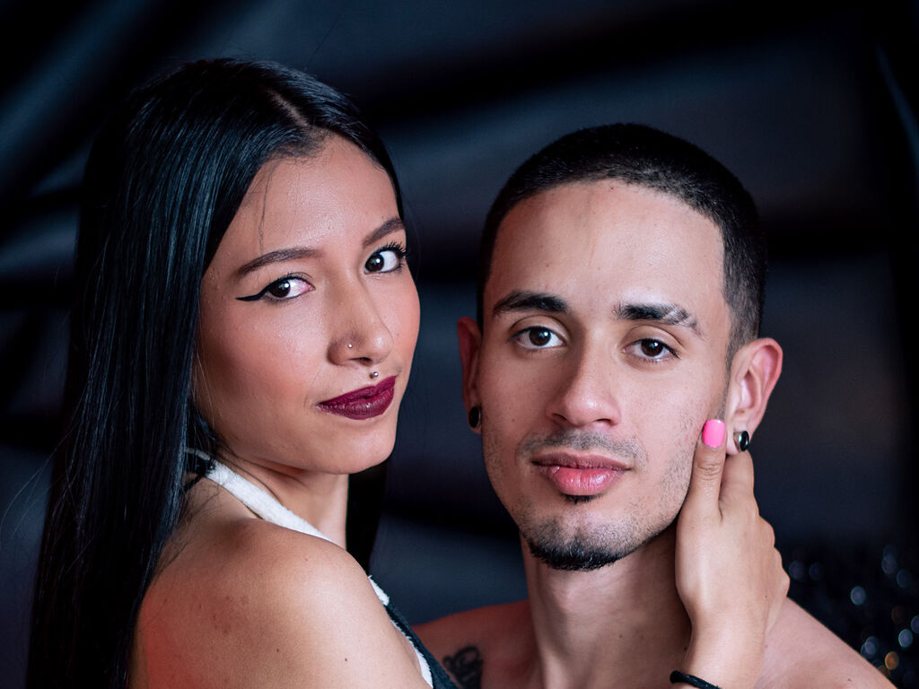 Tonyandsofia's profile - Image n°1