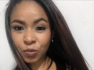 Sexo por webcam con Traviesa_Vip
