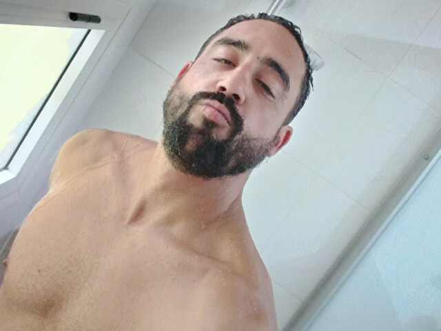 C254492's profile - Image n°1