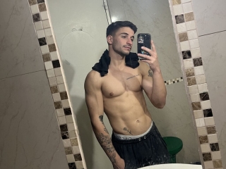 Webcam sex met Trevorarg