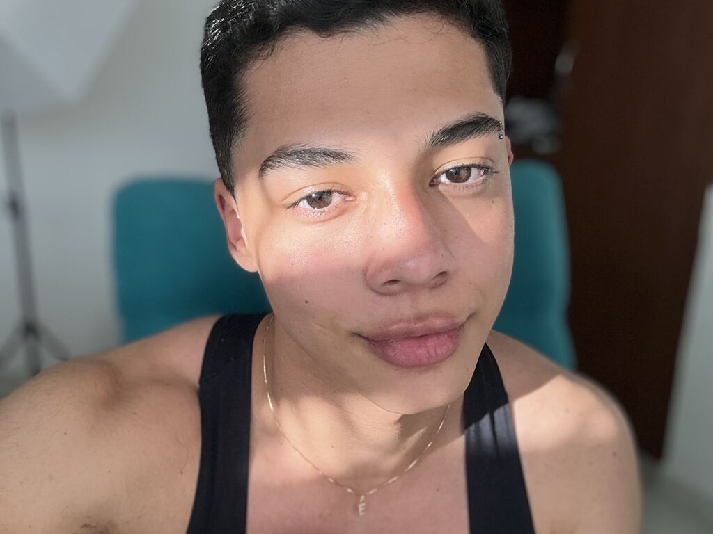 Troyewiilliams's profiel - Afbeelding n°19