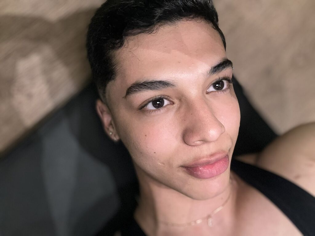 Troyewiilliams's profiel - Afbeelding n°15