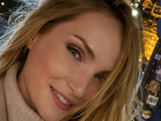 Webcam sex con UrGlamour