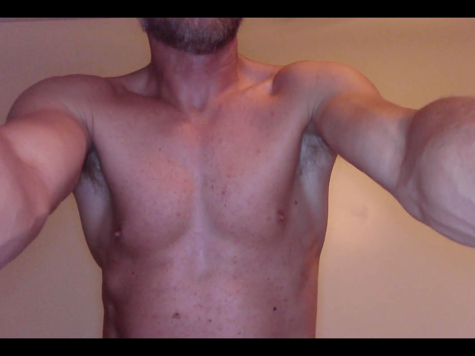 Profil de Uwanttofindout - Photo n°0