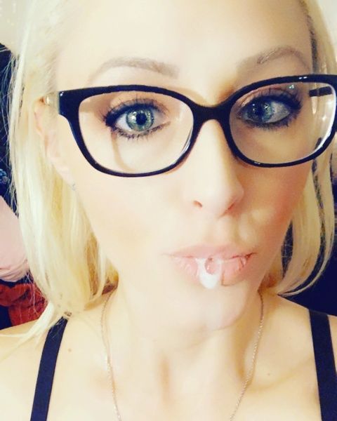 Vanessa_Stone's Profil - Bild n°16