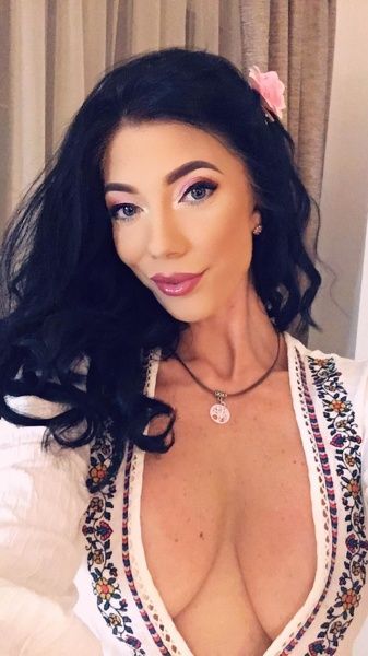 VivienneRuth' profilo - Immagine n°71