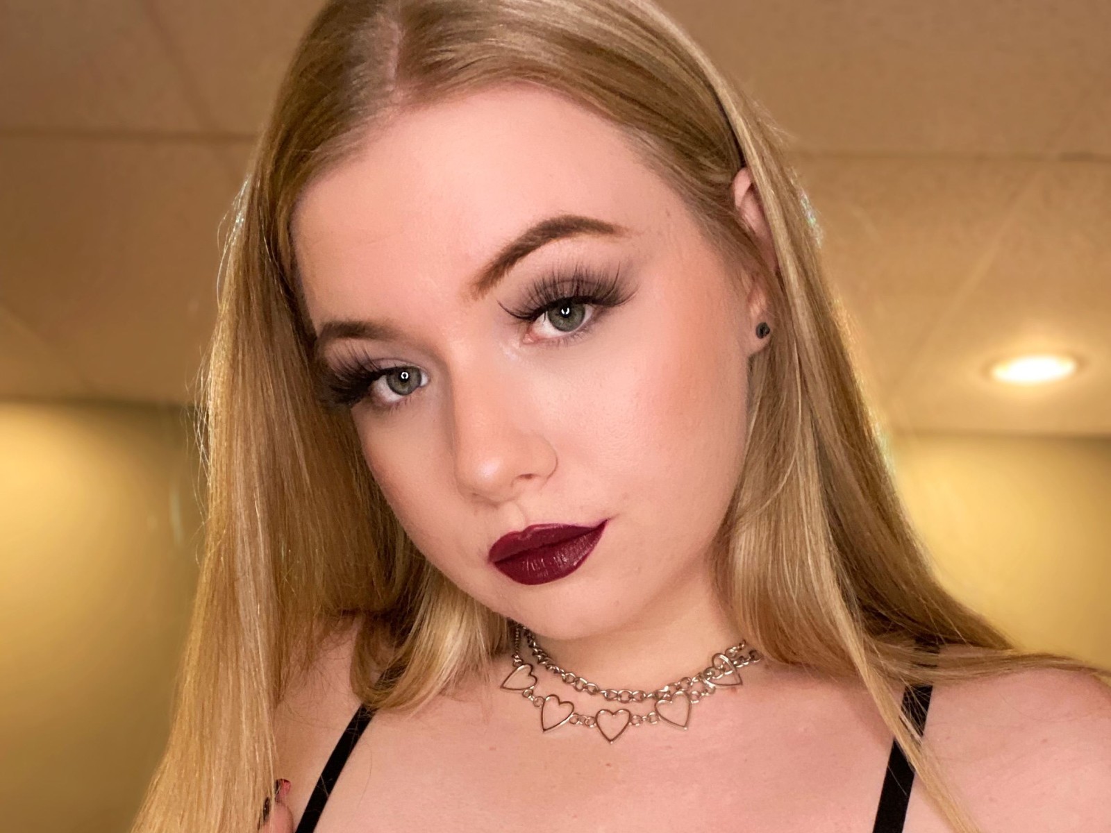 Valarievain's profile - Image n°1