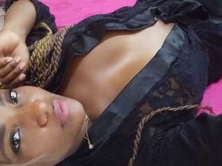 Sexo por webcam con Valentinamillar