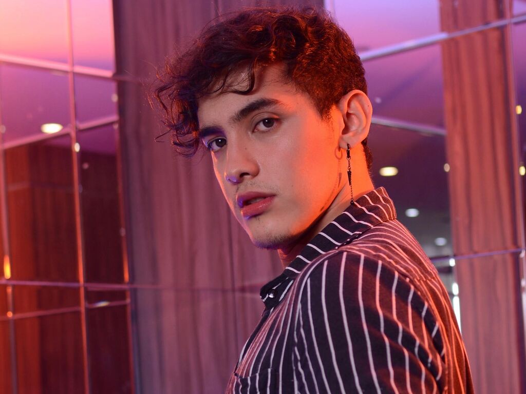 ValentinRico's profile - Image n°1