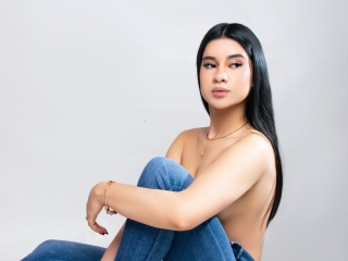 Sexo por webcam con Valeria_Willianss