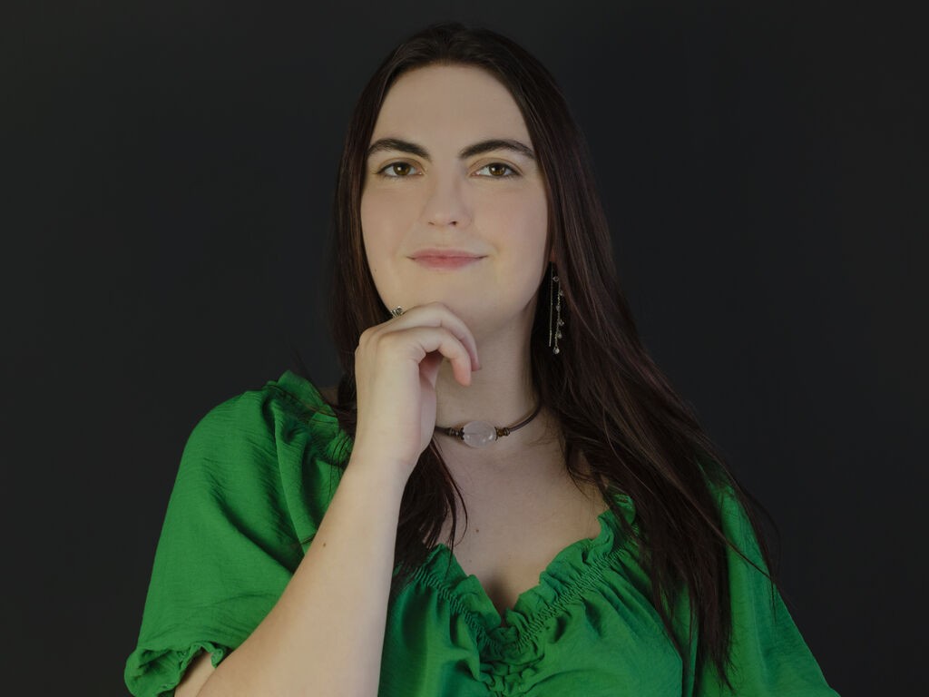 Valeriehinton's profile - Image n°0