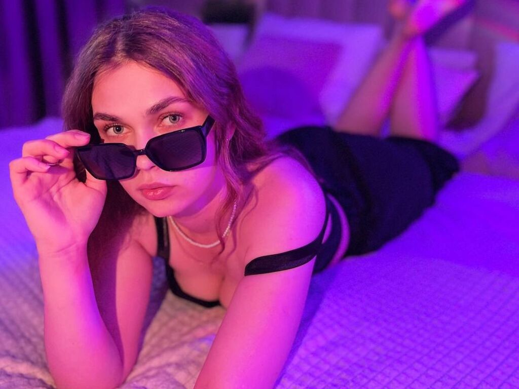 Valerierosey's profile - Image n°0