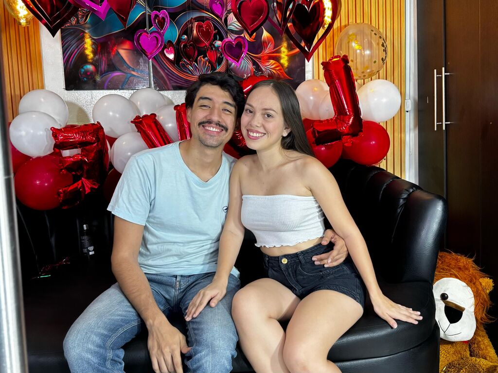 Valeryanddaniel's profile - Image n°0
