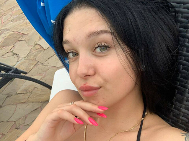 Aliisa00011's profiel - Afbeelding n°6