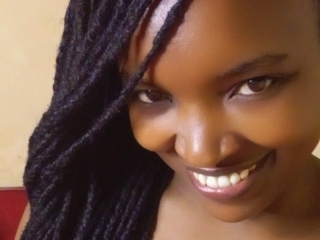 Webcam sex with Veesazii_26