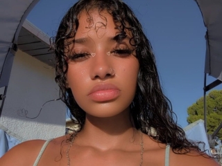 Sexo por webcam con Vegavyxen_22