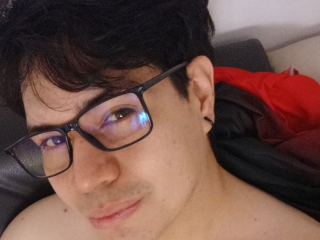 Sexo por webcam con Veloutk23