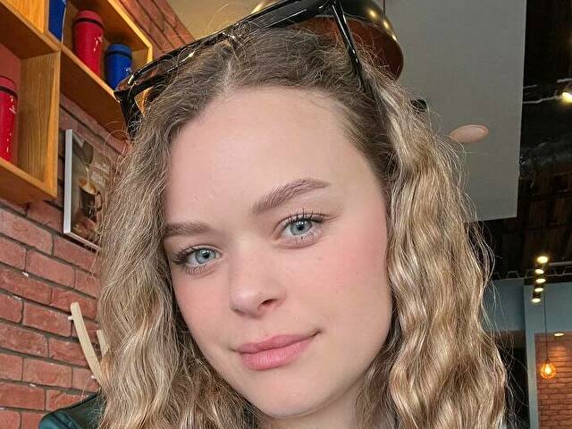 VelvetMira' profilo - Immagine n°5