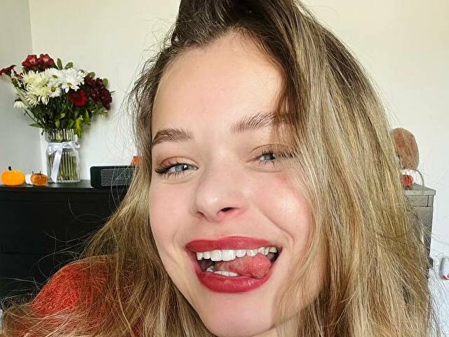 VelvetMira' profilo - Immagine n°6