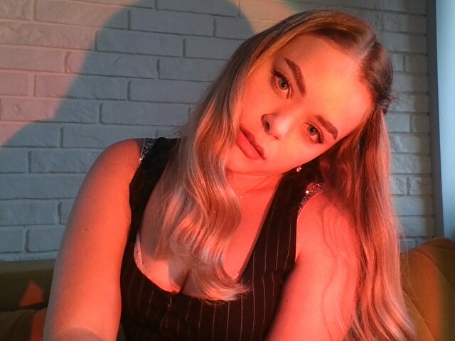 VelvetMiraa's profile - Image n°6