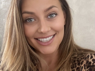Webcam sex with Verasurikova