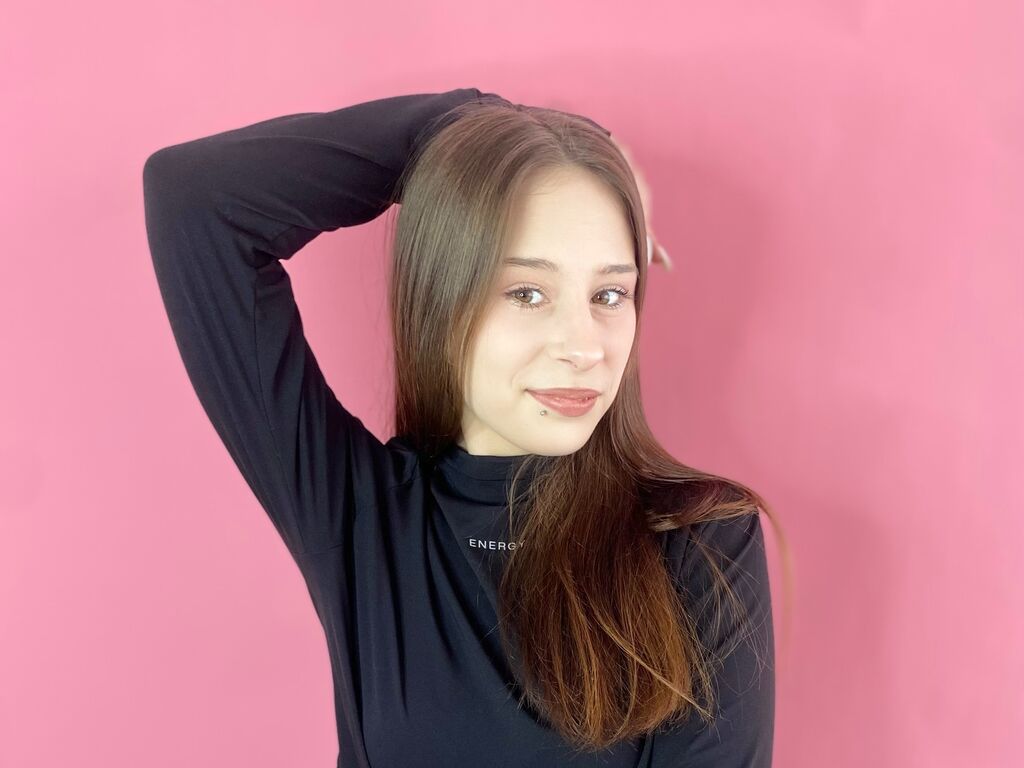 Veronafinnell's profile - Image n°0