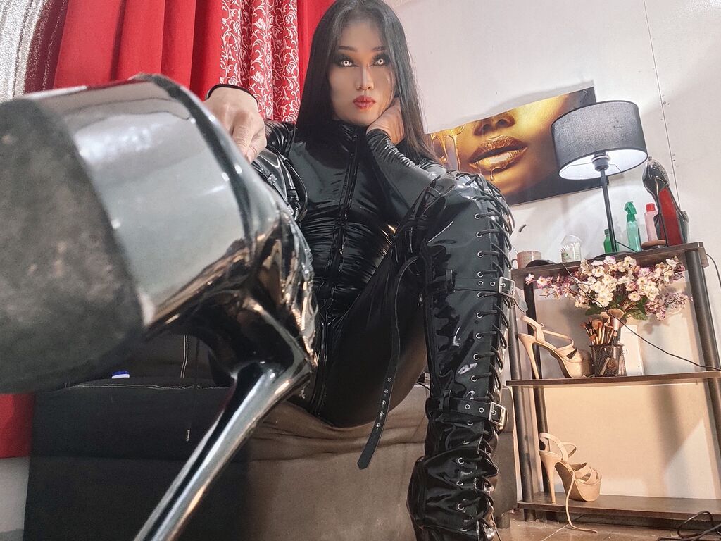 Profil de Veronicaheels - Photo n°2