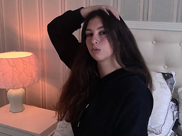 Vickystrike's profile - Image n°3