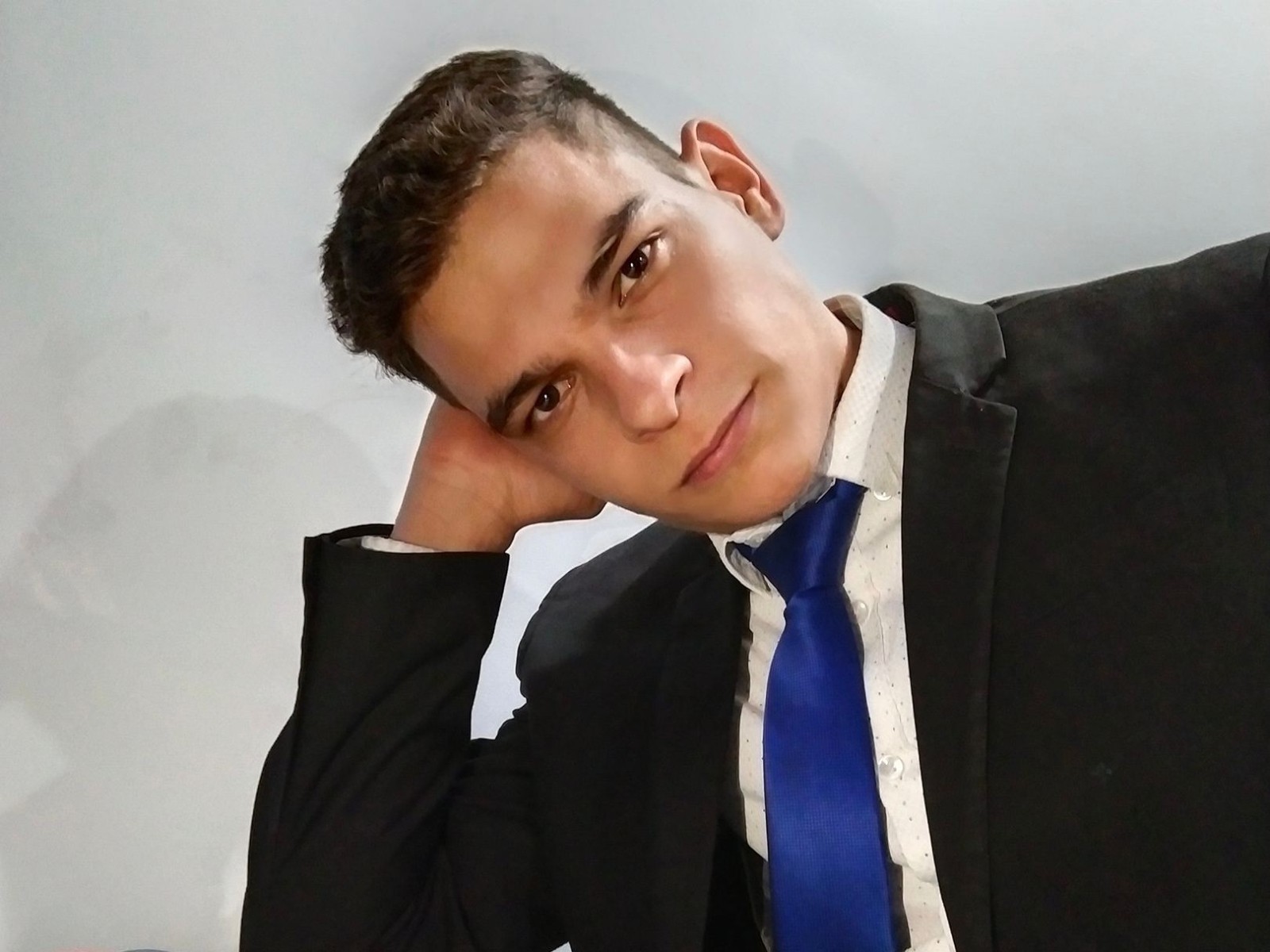 Victor_Warren's profile - Image n°1