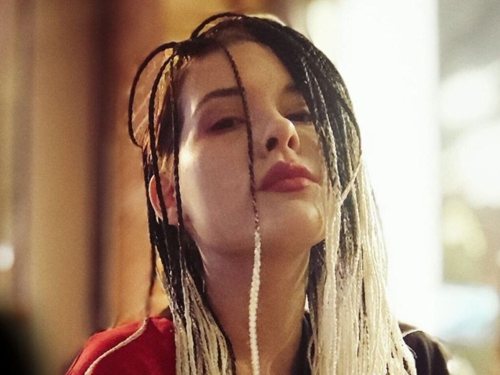 Vikkicominsky's profile - Image n°2
