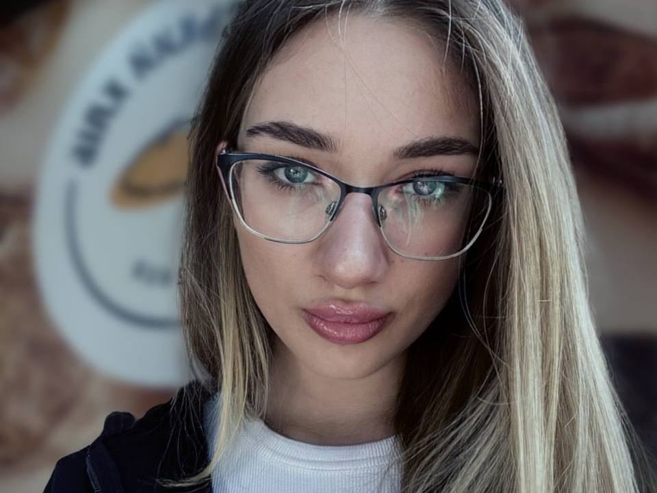 Viktoriaamour's profile - Image n°0