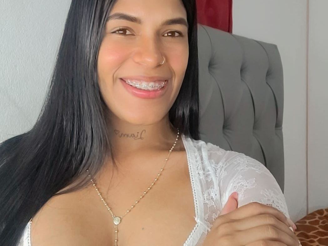 ViktoriaSerrano's profiel - Afbeelding n°5