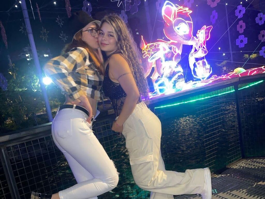Violeandgeorgina's profile - Image n°1
