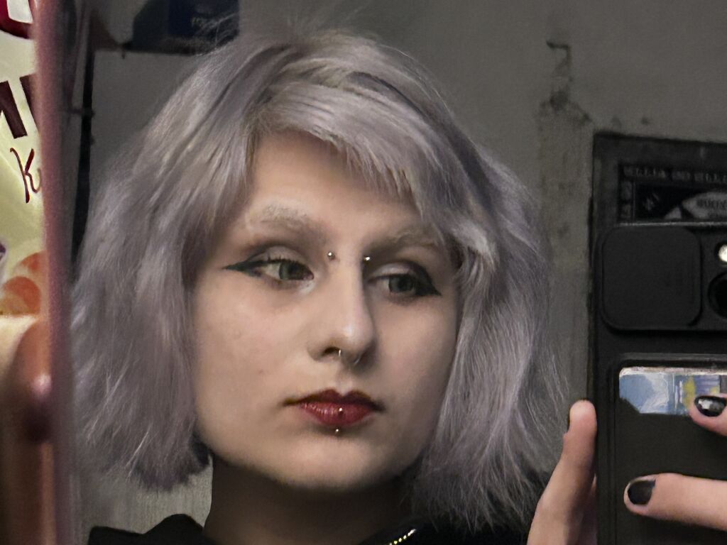 Violettecutie's profile - Image n°0