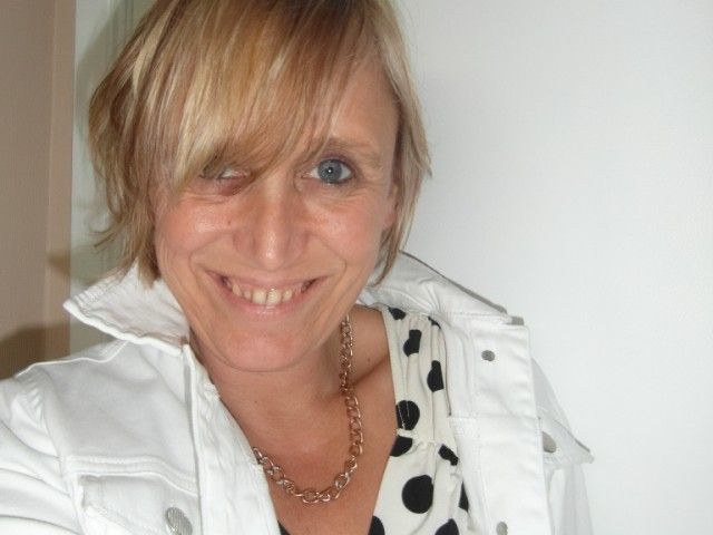 Perfil con virgini - Imagen  n°7