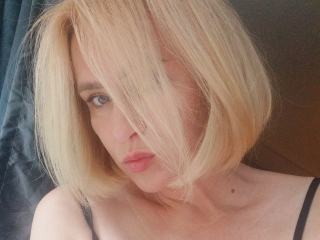 Sexo por webcam con Vitalinadenis